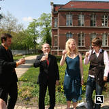 30. Apr '10: Einen Toast auf das Brautpaar